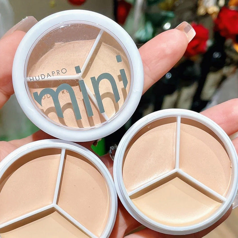 TrioBlend™ Onzuiverheden en donkere kringen concealer