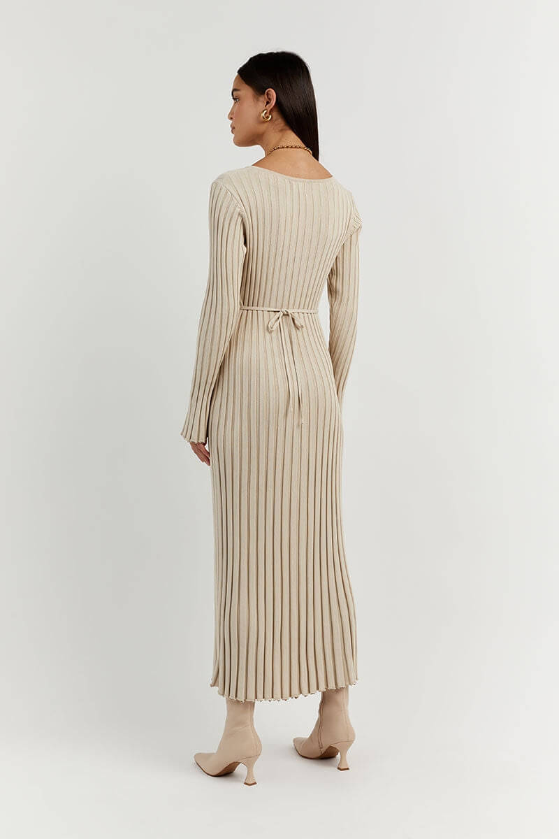 Robe midi en maille avec col en V